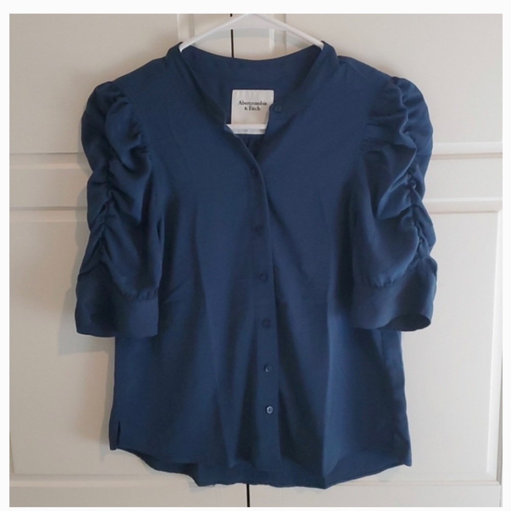 Abercrombie & Fitch beautiful Ruched Top Dark Blue